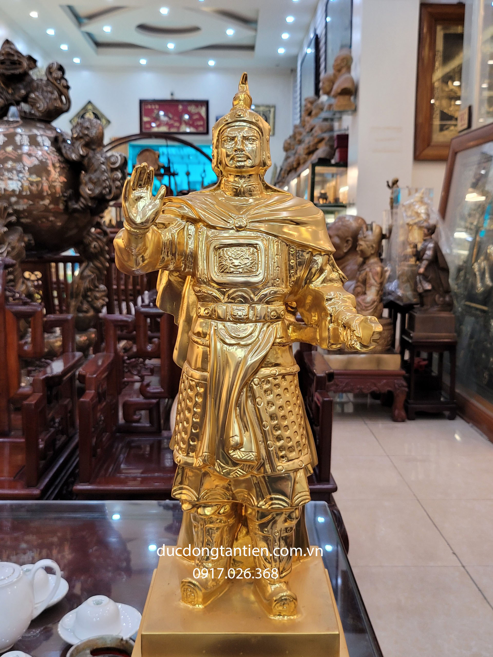 Tượng Vua Quang Trung
