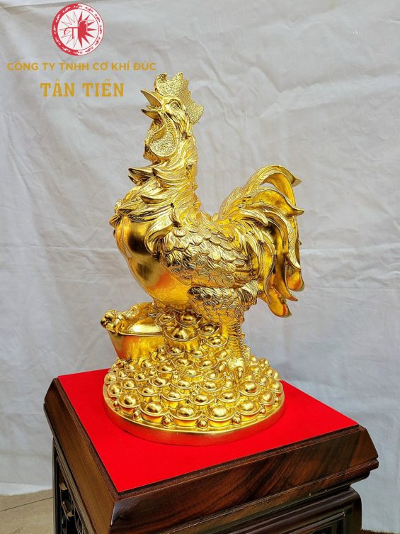 Tượng gà phong thủy mạ vàng 24k - Biểu tượng của sự thịnh vượng