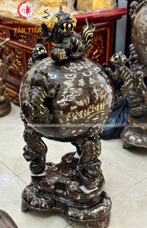 Đỉnh Thất Lân Bằng Đồng Khảm Tam Khí