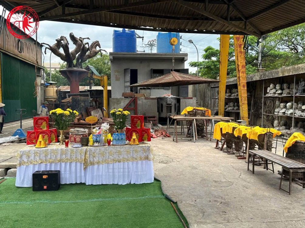 Thượng Tọa Thích Đức Thiện Và Lãnh Đạo Tập Đoàn T&T Tham Dự Lễ Đúc Tượng Phật Tại Đúc Đồng Tân Tiến